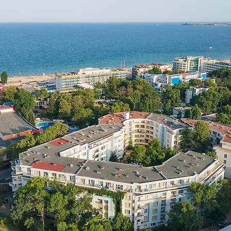 Apartment Yassen Holiday *