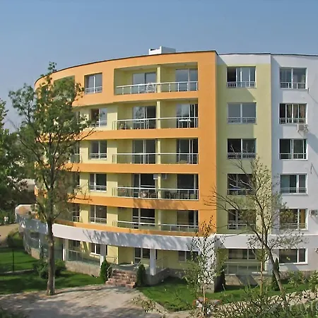 Yassen Holiday Apartment *